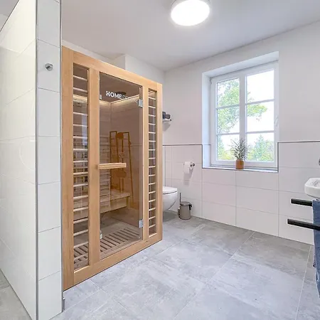 Gut Gross Fedderwarden, Emma Apartment